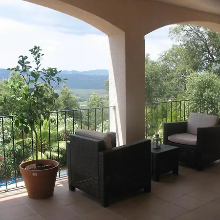 Sunny Costa Brava Getaway Appartement