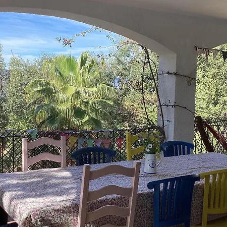 Sunny Costa Brava Getaway With Big Private Terrace Apartmán